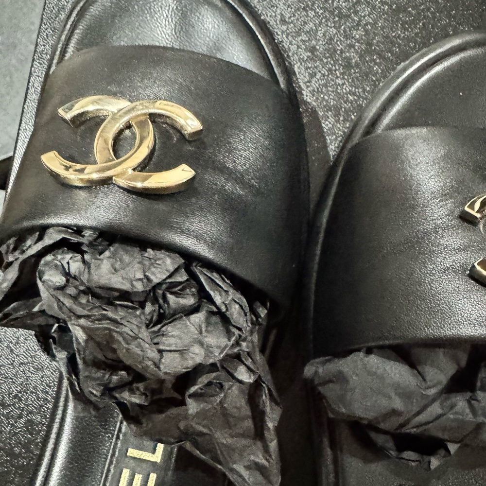 chanel cc mules - Picture 10 of 12